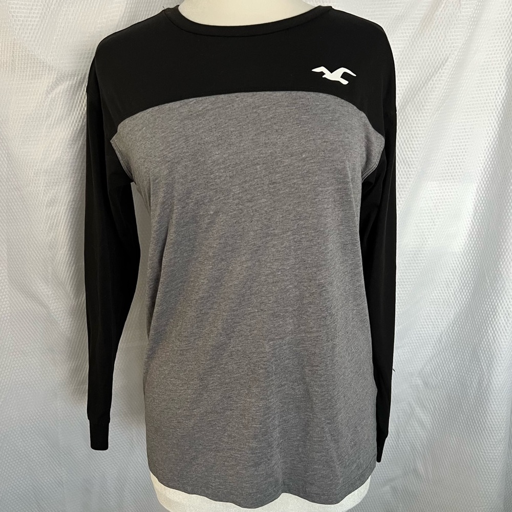 Hollister Long Sleeve T-Shirt women’s size S